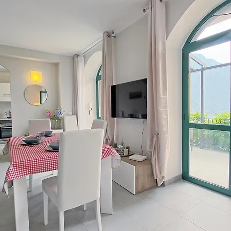 Diamond Lake Como Appartement