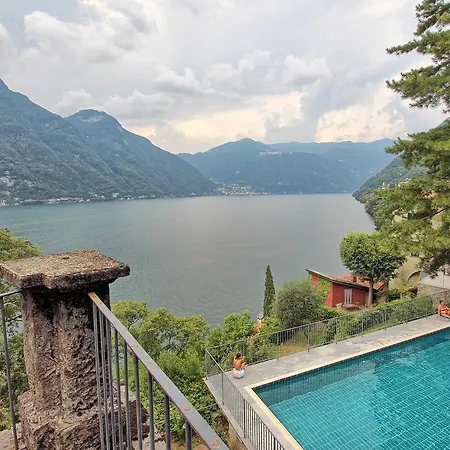 Diamond Lake Como *